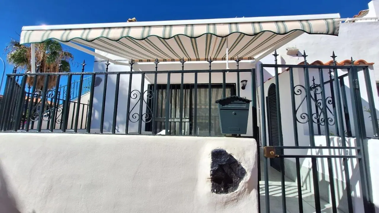 Francy Place Costa Del Silencio 0*,